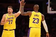 今年会app下载-东契奇和特雷杨