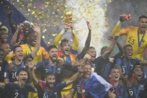 今年会网页版-法国队连胜上届冠军,勇夺国际赛冠军是谁