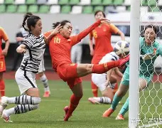 中国女足顽强抗战，成功晋级下一轮国际赛事(中国女足顽强抗战,成功晋级下一轮国际赛事视频)